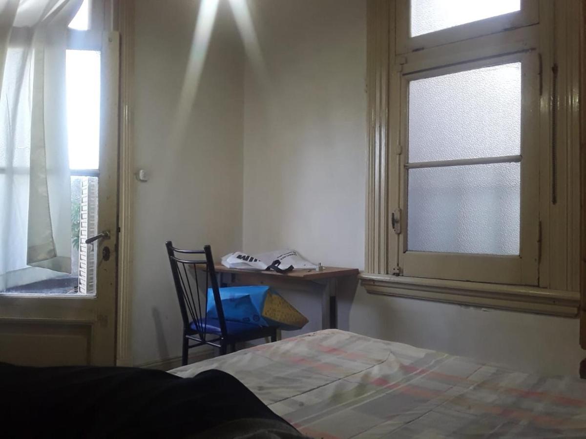 Habitac Indiv Casa de Familia, Flores Ciudad Autónoma de Ciudad Autónoma de Buenos Aires Exterior foto